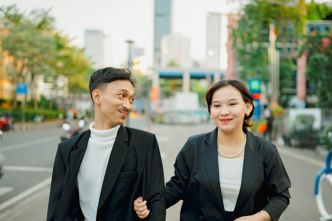 贾冰新片深圳路演笑声满分感动拉满 电影《奇遇》成暑期喜剧观影首选
